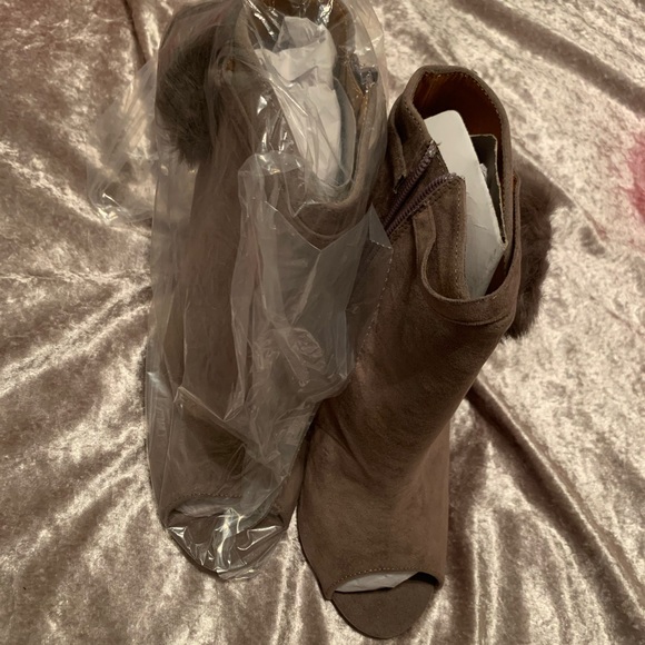 Open Toe Bootie Boots - Picture 3 of 16